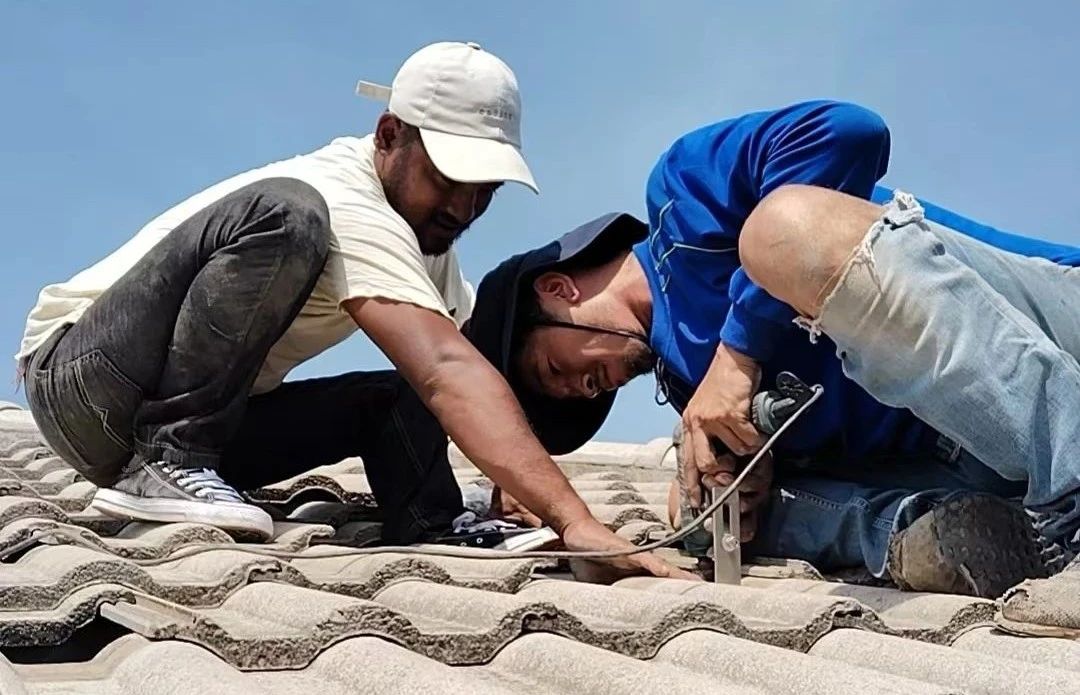 RENOPiの現地タイ人従業員がプロジェクトに取り組んでいる